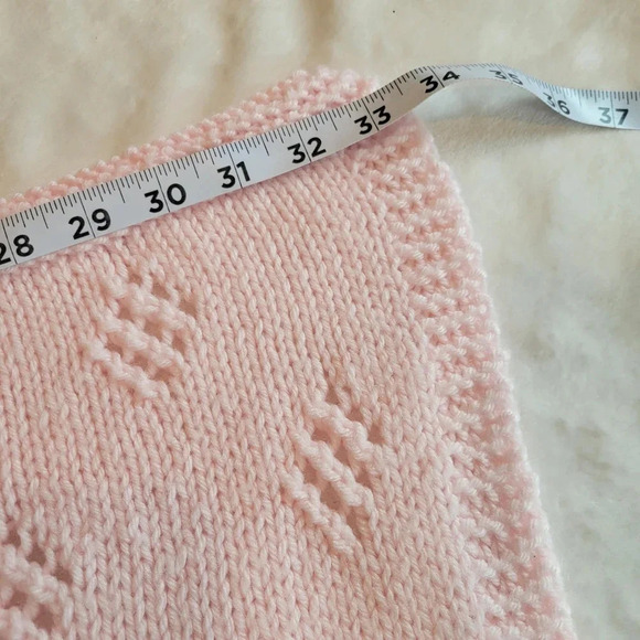 🌴3/$15🌴 Beautiful afgan crochet baby pink blanket / lap blanket handmade - Picture 10 of 12